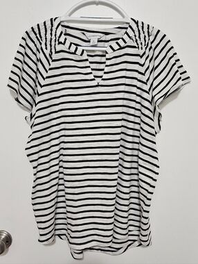 Liz Claiborne Black & White Striped V-Notch Short Sleeve Top Size XL